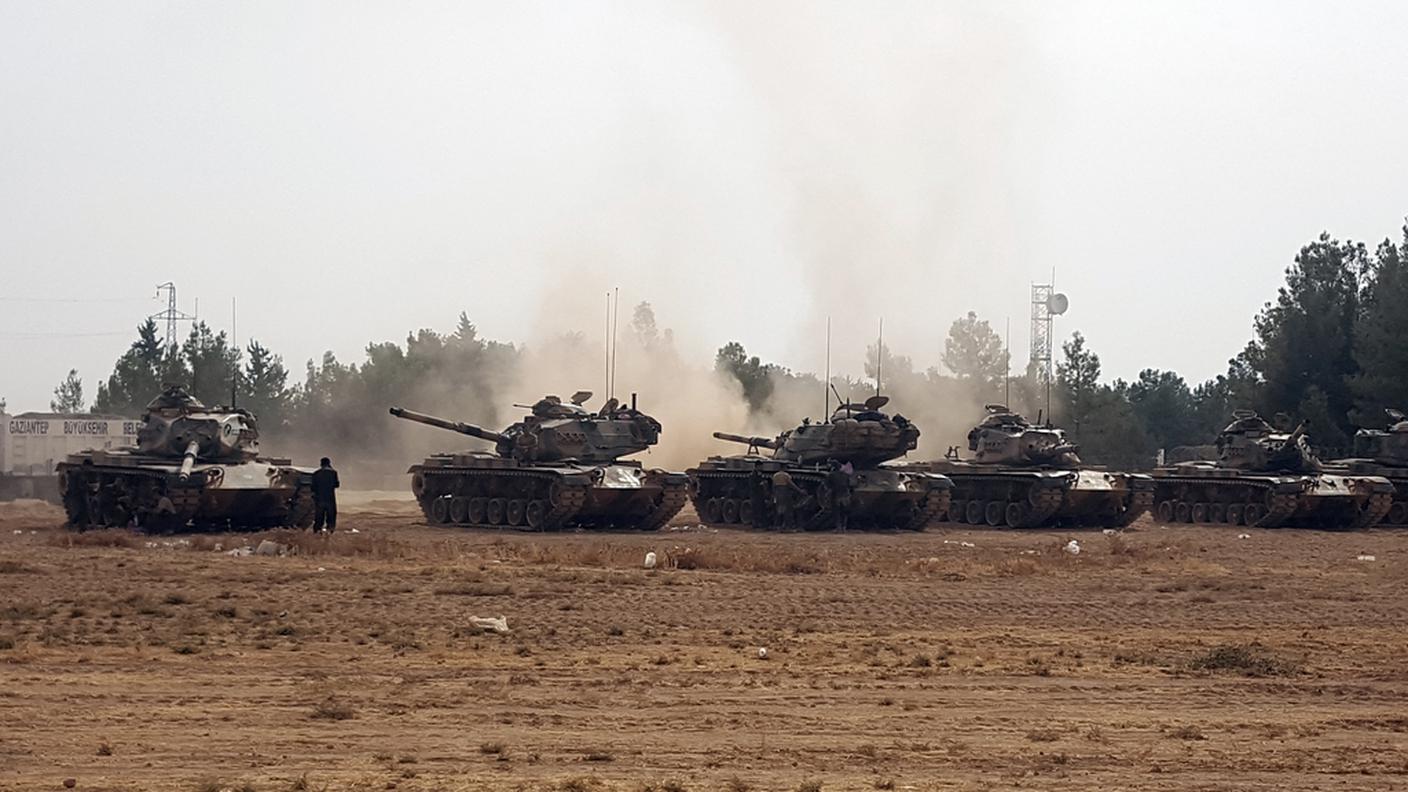 Ankara ha inviato altri carri armati oltre frontiera