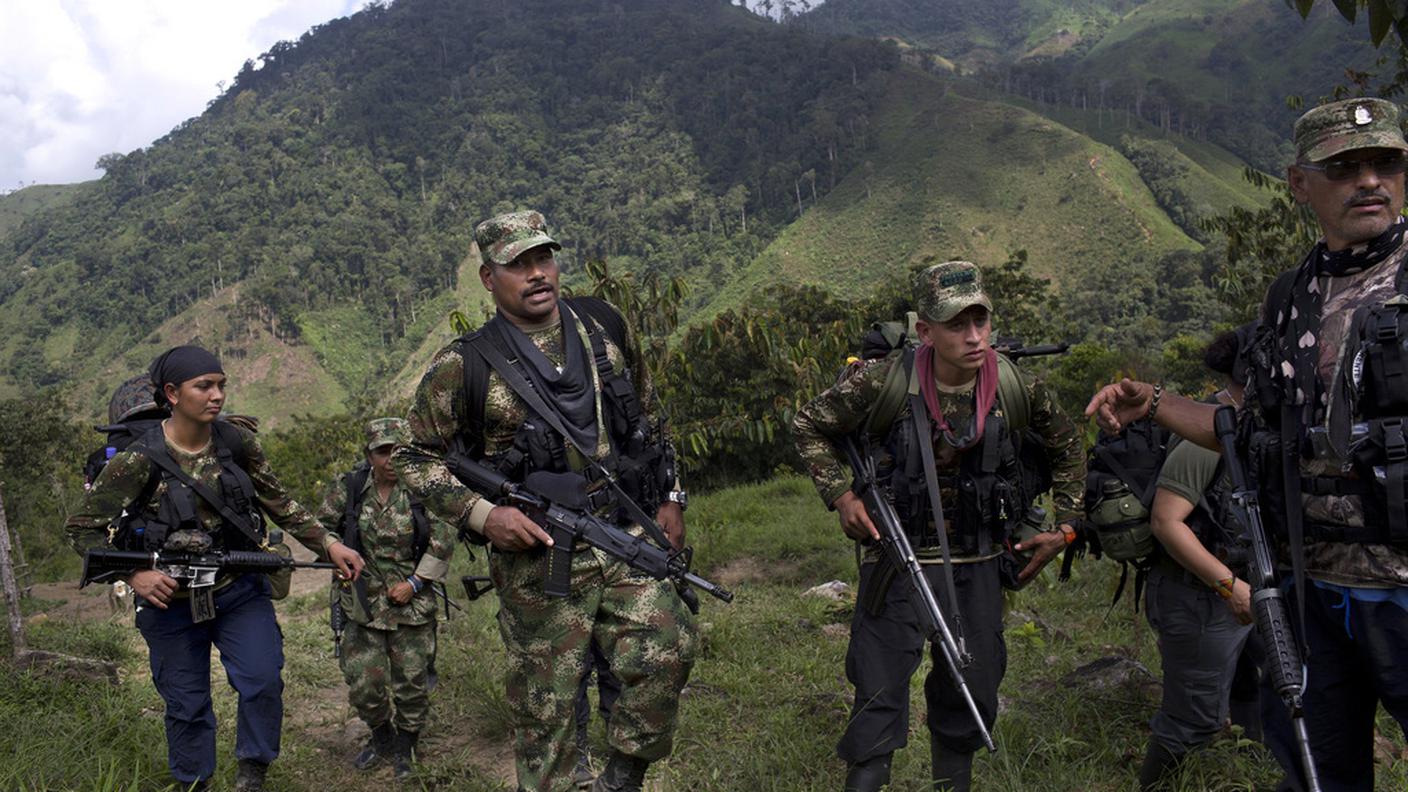 I guerriglieri colombiani interrompono le ostilità