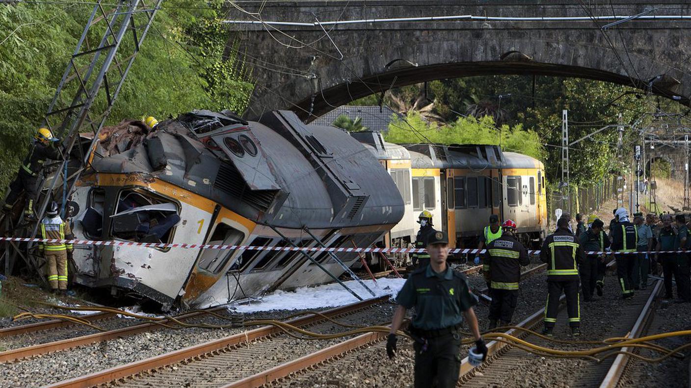 Il deragliamento è stato provocato dall'uscita dai binari del primo vagone