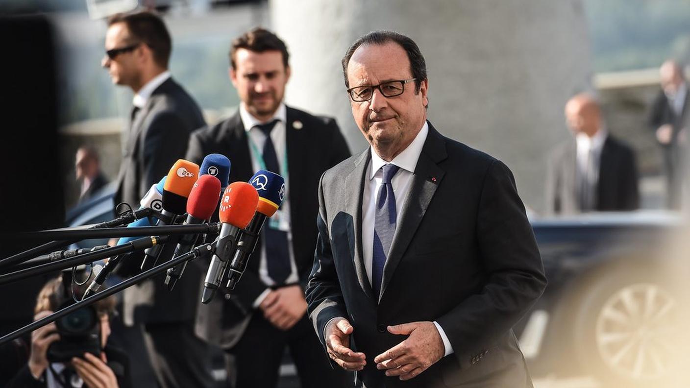''La Francia non può e non vuole continuare a lavorare da sola'', ha dichiarato François Hollande