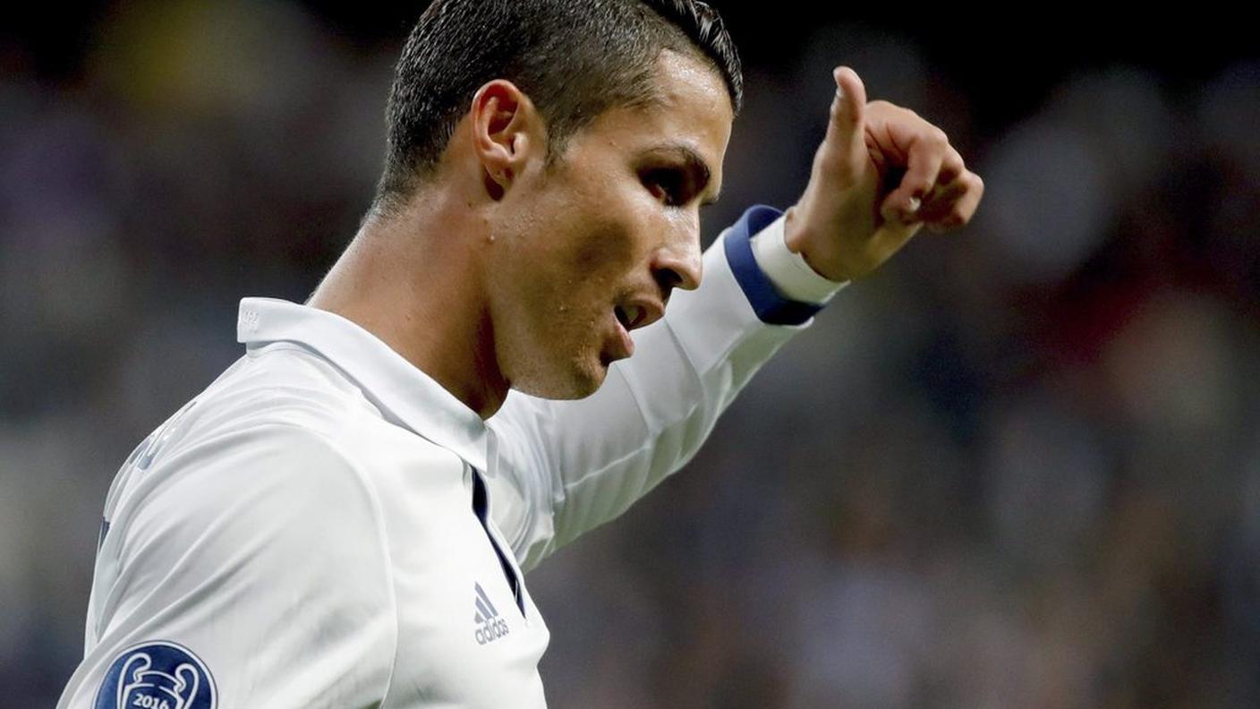 Ronaldo con la maglia del Real 