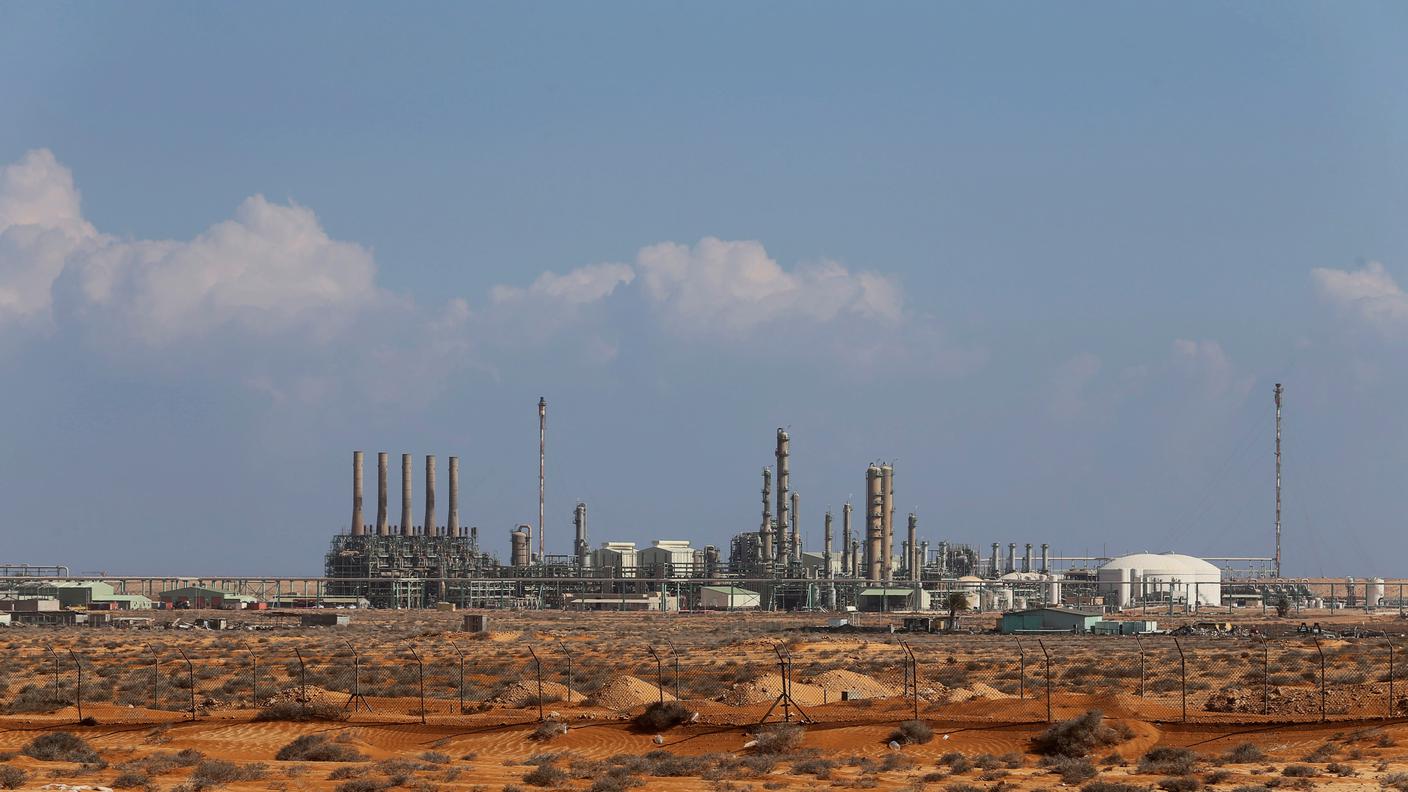 L'oro nero ricomincia a scorrere dalle coste libiche