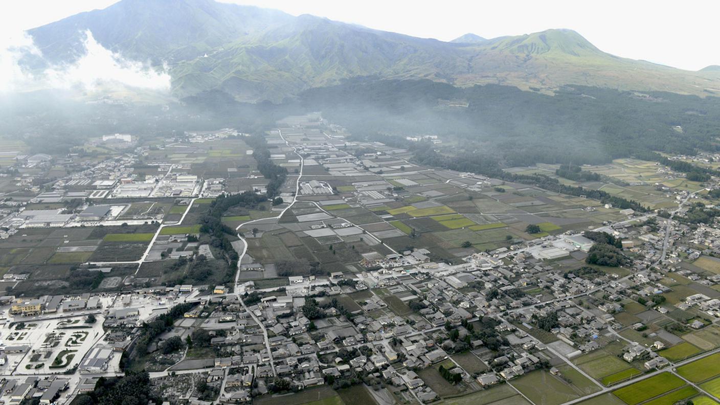 Il vulcano Aso si è risvegliato dopo 36 anni