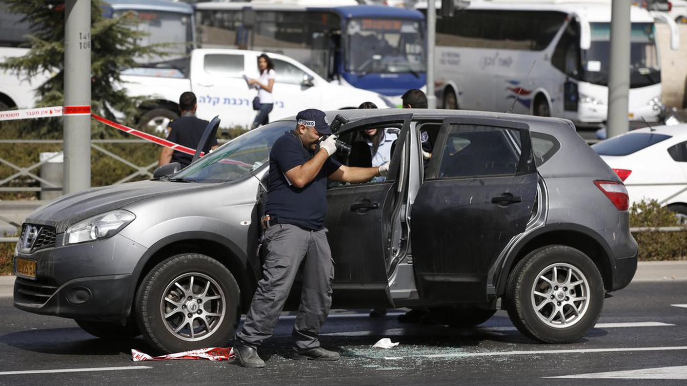 La polizia israeliana ha bloccato la zona della sparatoria