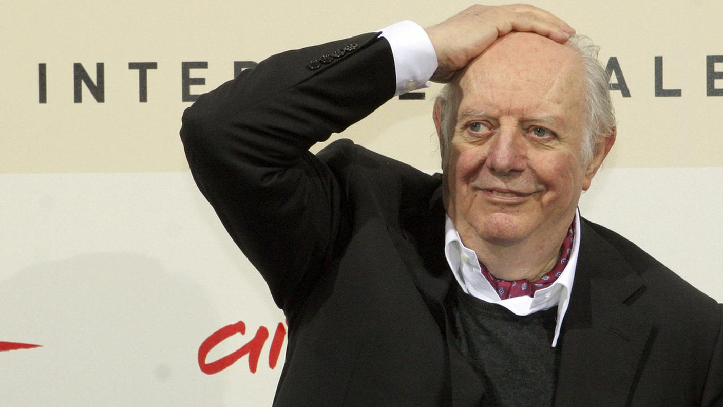 Il premio Nobel Dario Fo è stato, tra l'altro, scrittore, drammaturgo, attore, regista e attivista politico