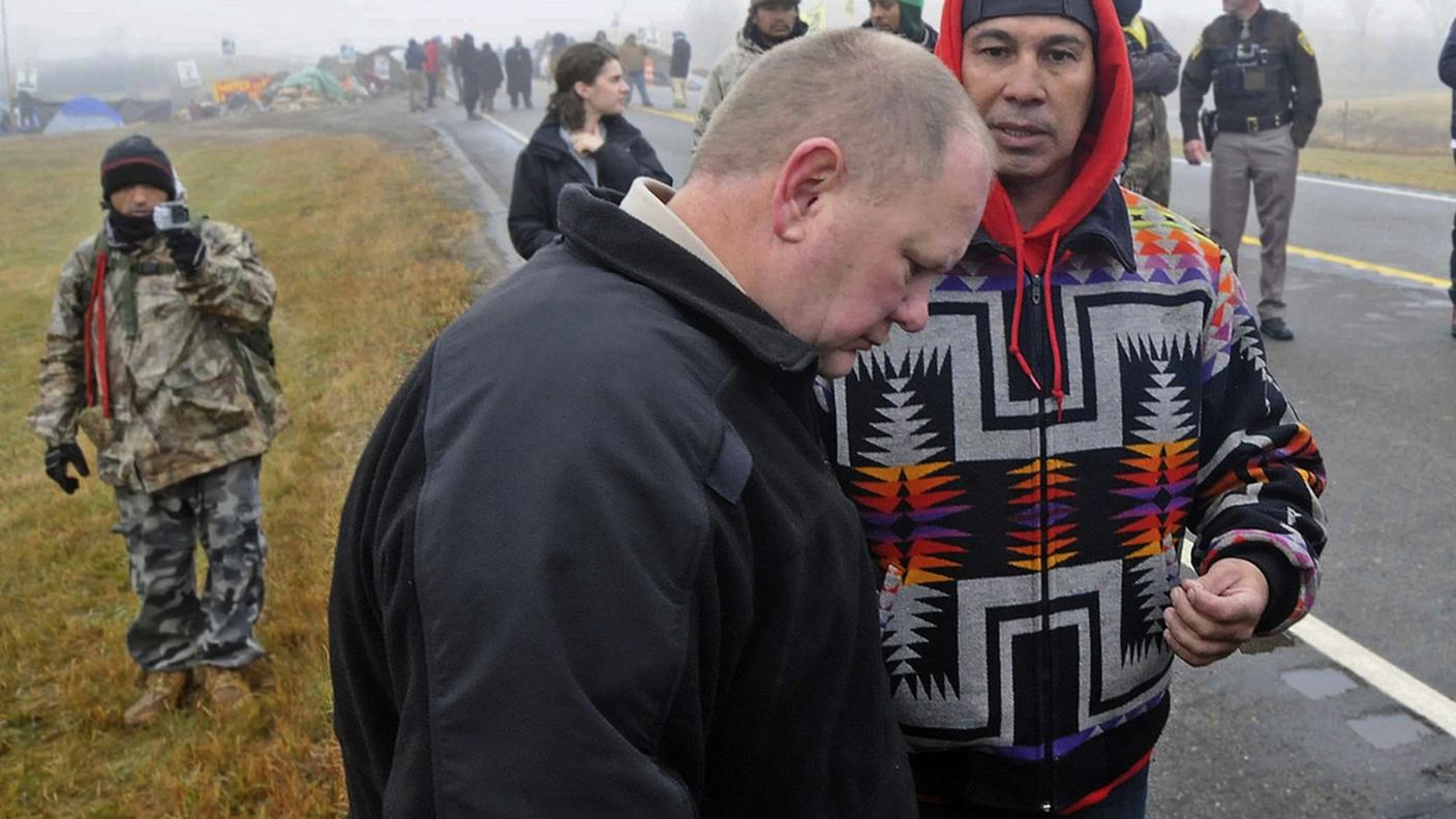 Manifestanti alla riserva Standing Rock Sioux 2