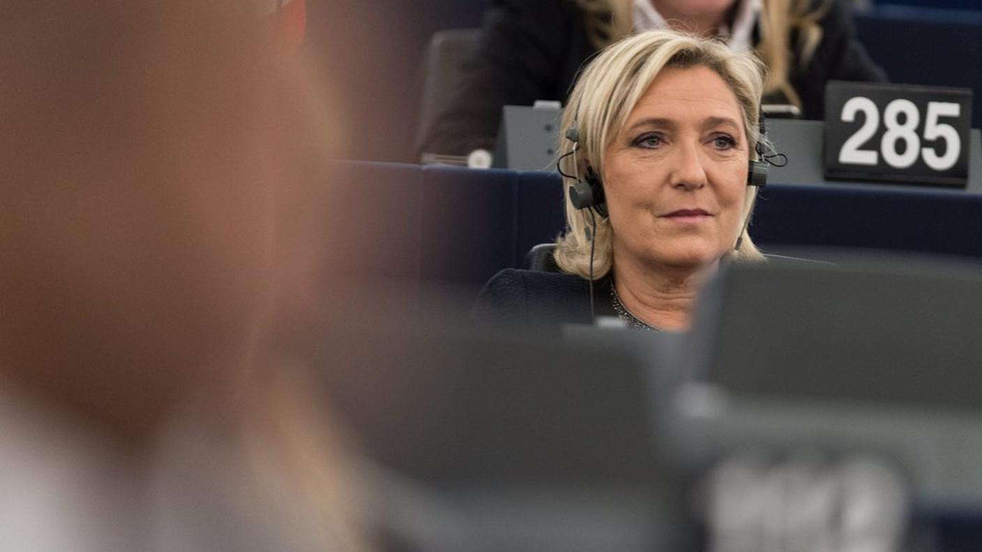 La leader del FN durante una recente seduta dell'Europarlamento