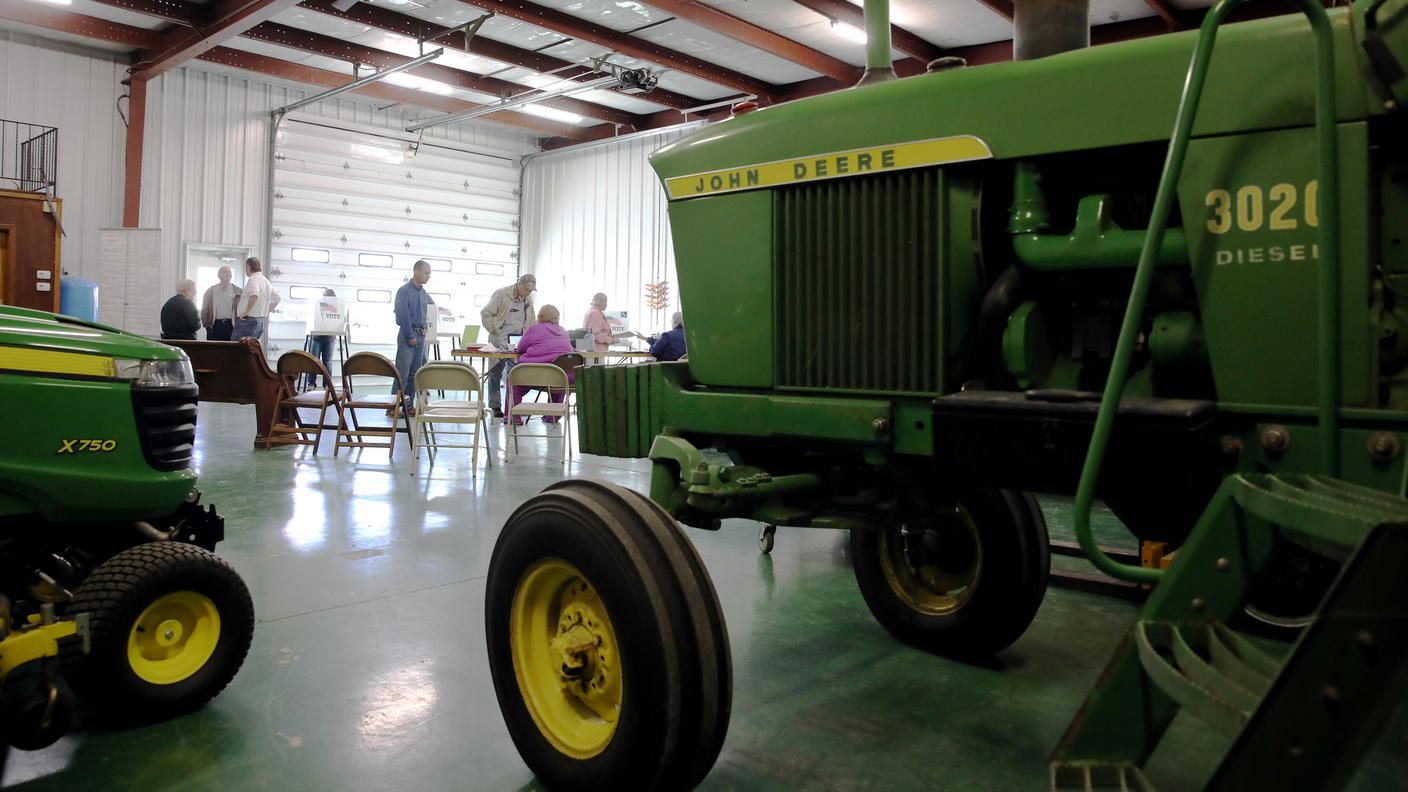 A Neveda, in Iowa, si vota tra i trattori 