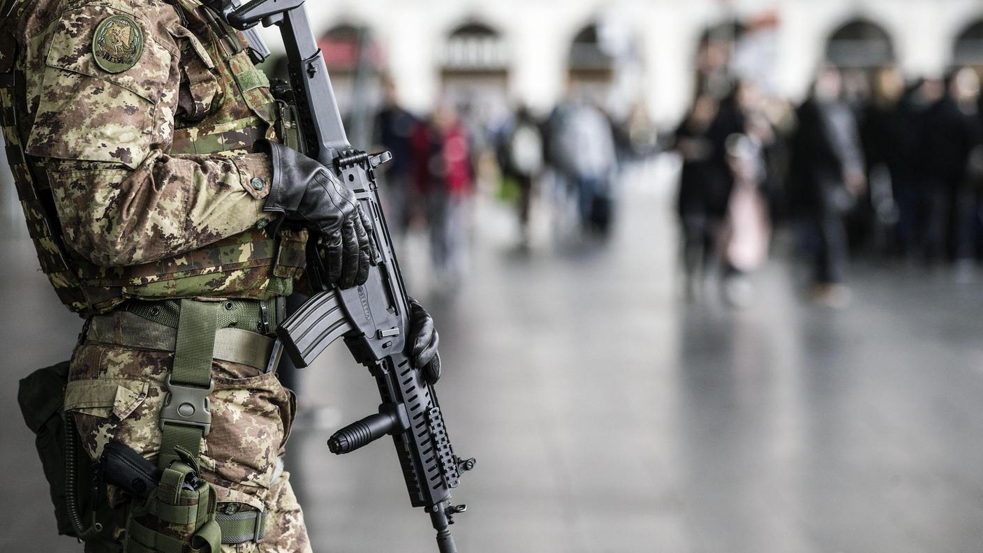 Chiesta la presenza dei militari