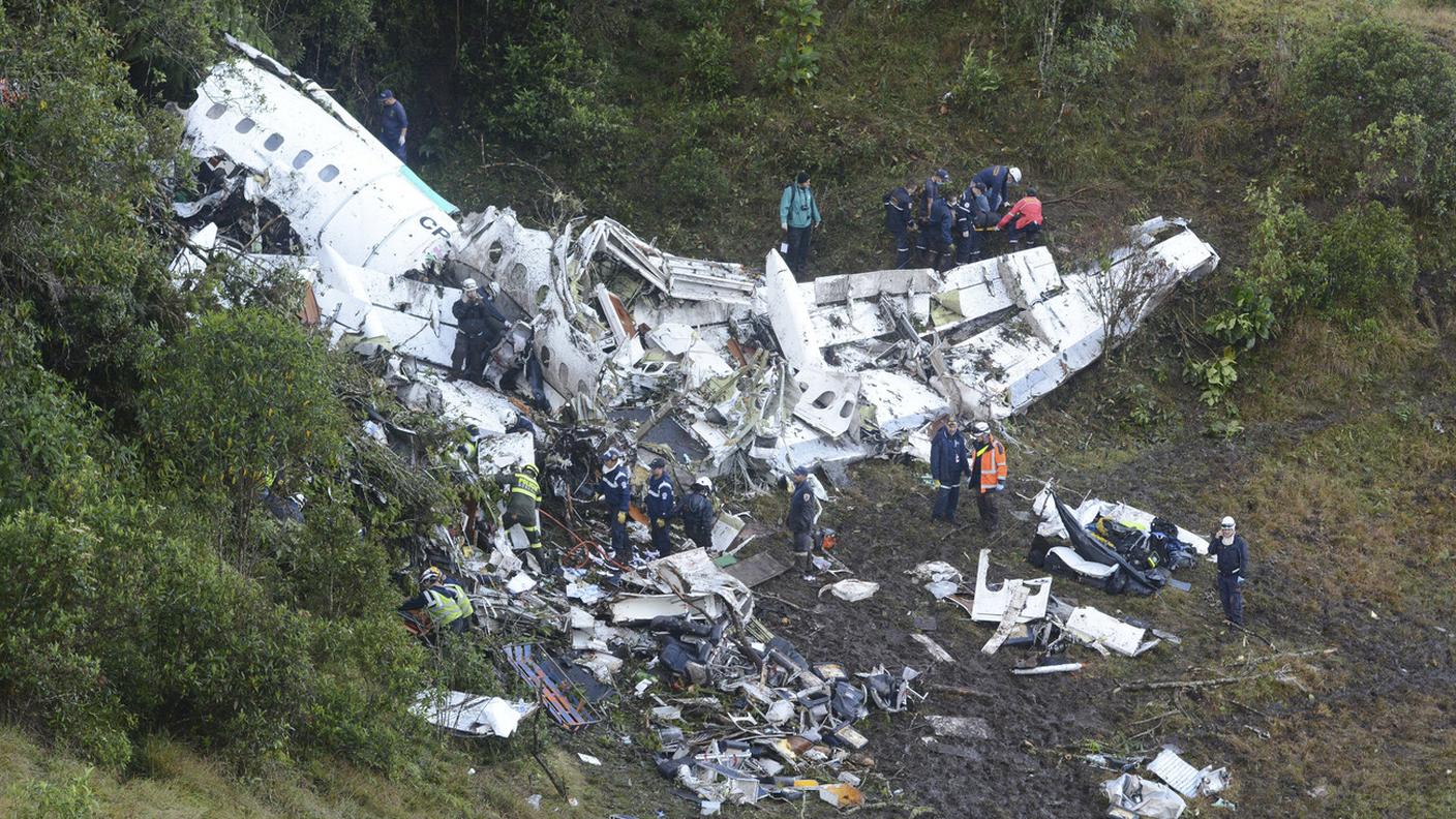 Quel che resta dell'aereo