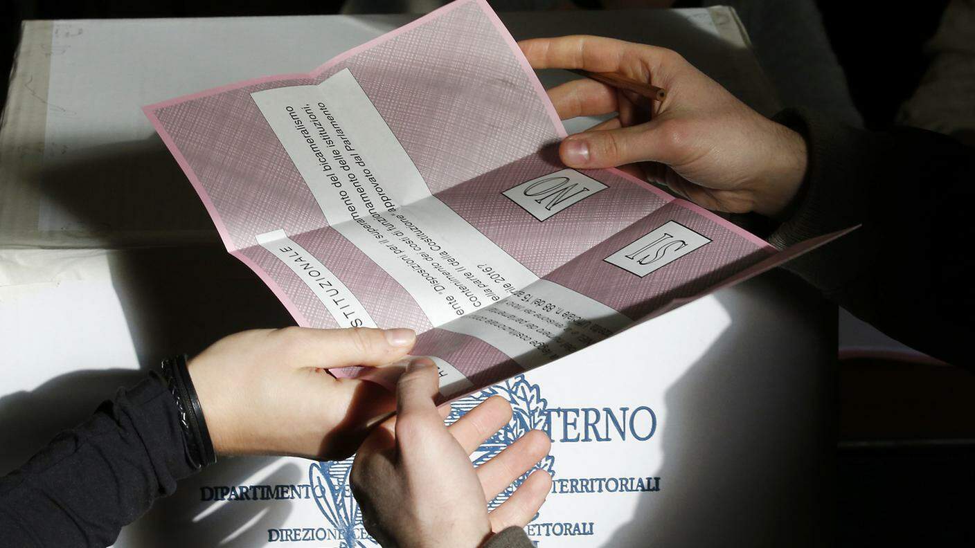 Il premier Matteo Renzi ha annunciato le dimissioni dopo la sconfitta elettorale