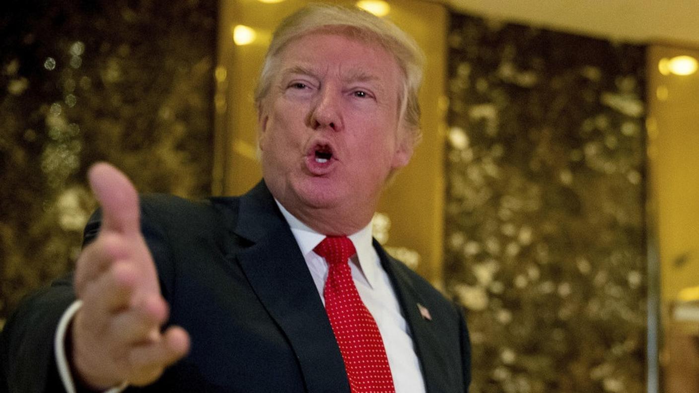Donald Trump e l'intelligence ai ferri corti