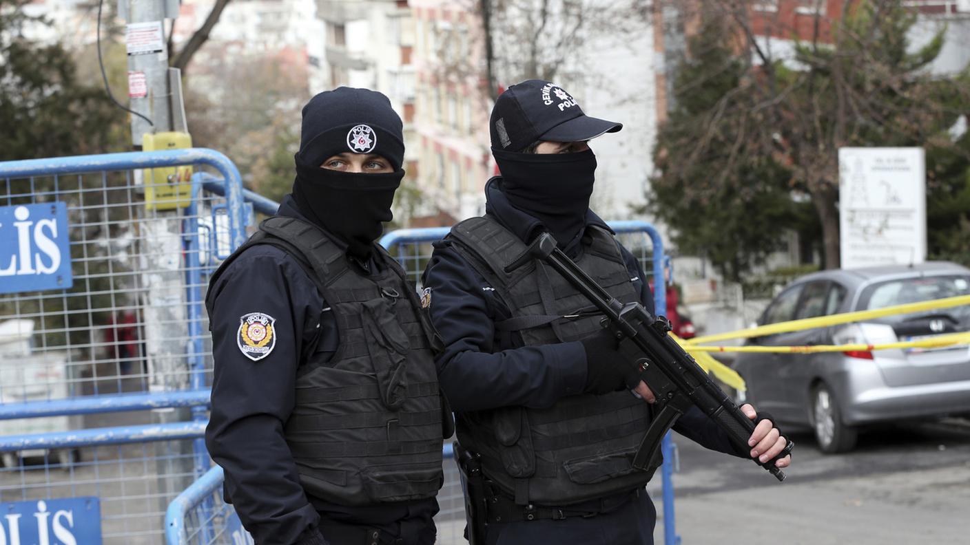 Operazione di polizia dopo i 44 morti di venerdì sera