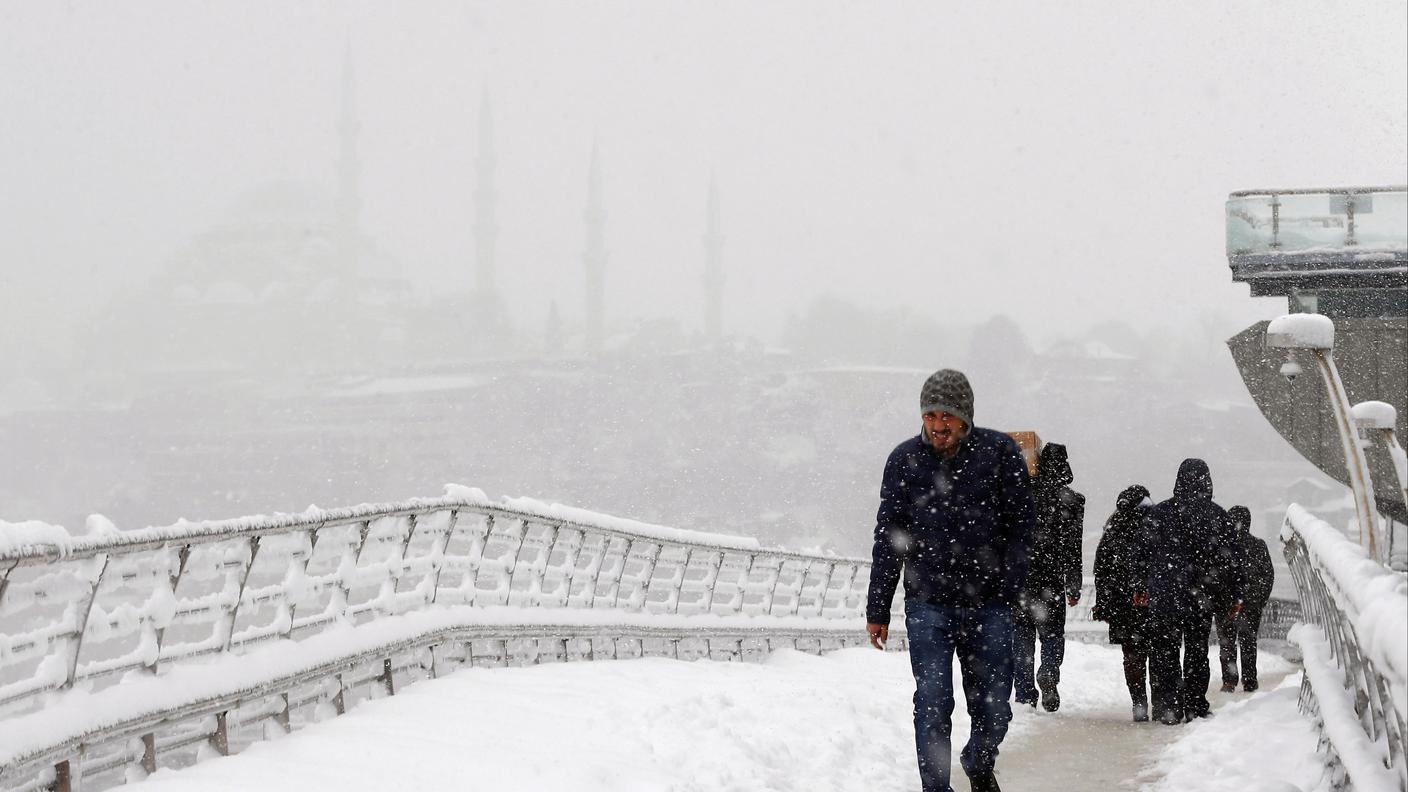 Da tempo la metropoli non veniva interessata da forti nevicate