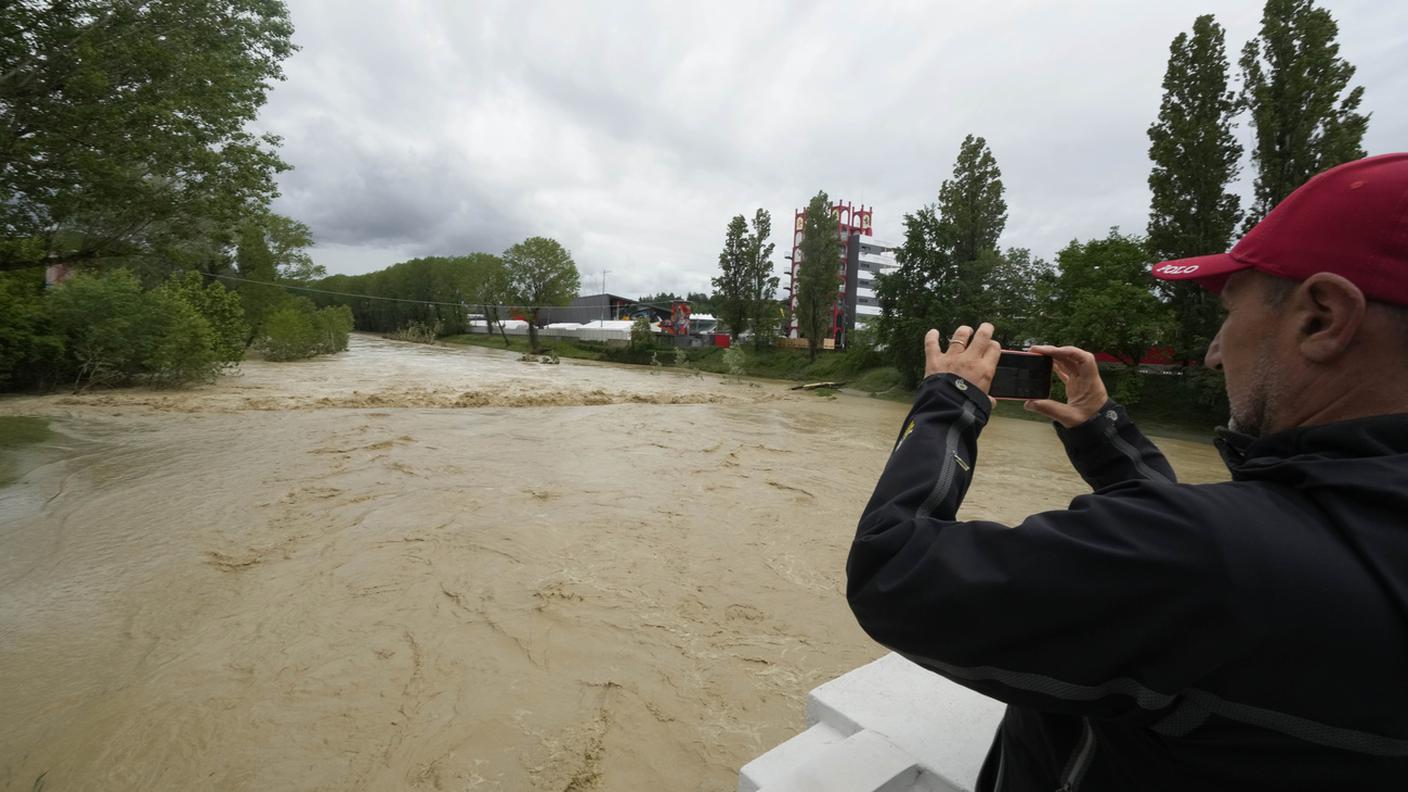 Fiumi e torrenti in piena sono straripati in diverse zone dell'Emilia-Romagna
