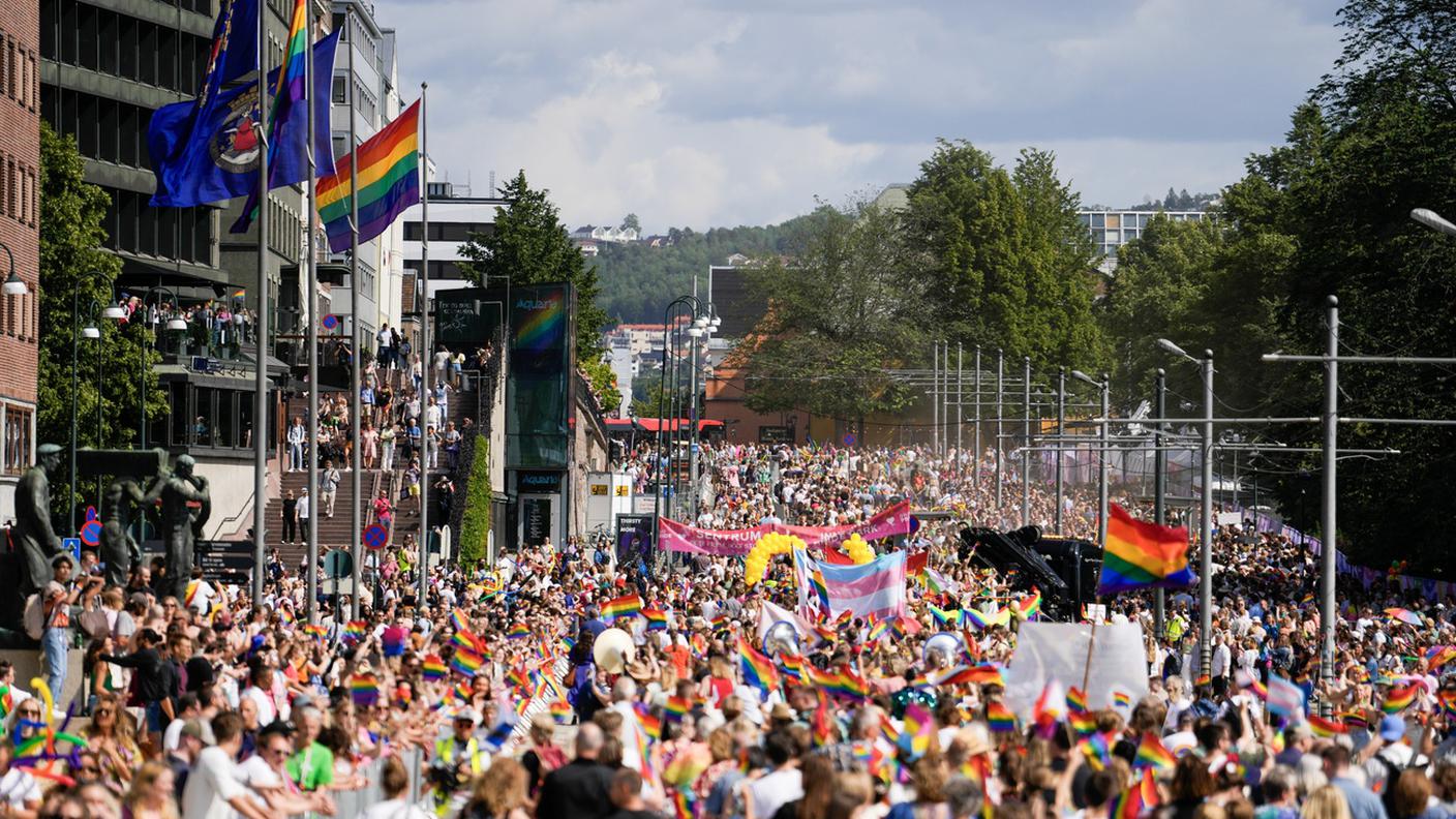 Circa 90'000 persone hanno sfilato da Gronland al Pride Park di Kontraskjæret
