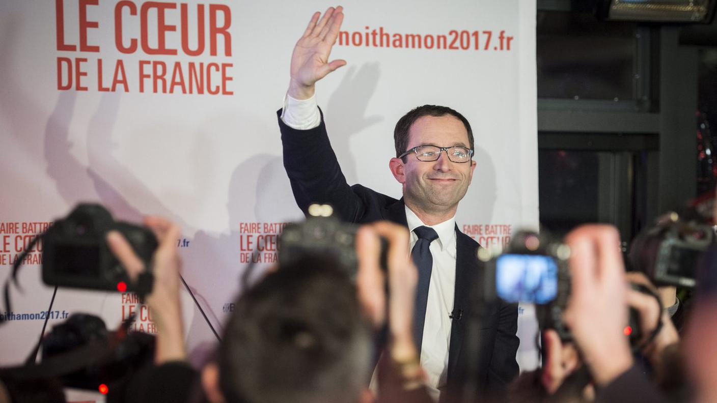 Benoît Hamon trionfante