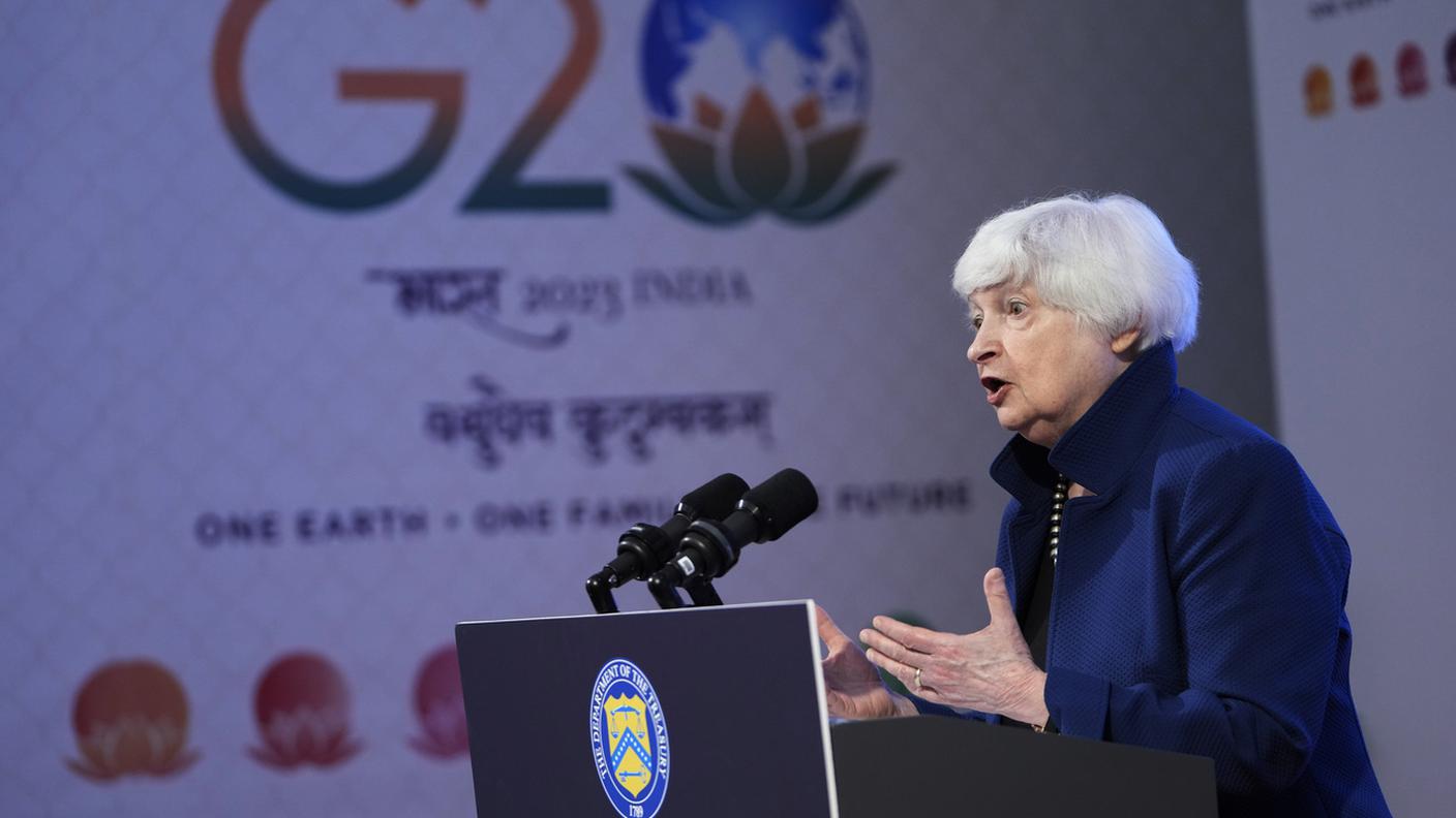 La segretaria al Tesoro USA Yellen rimarca l'esigenza di aiutare Kiev per l'economia globale