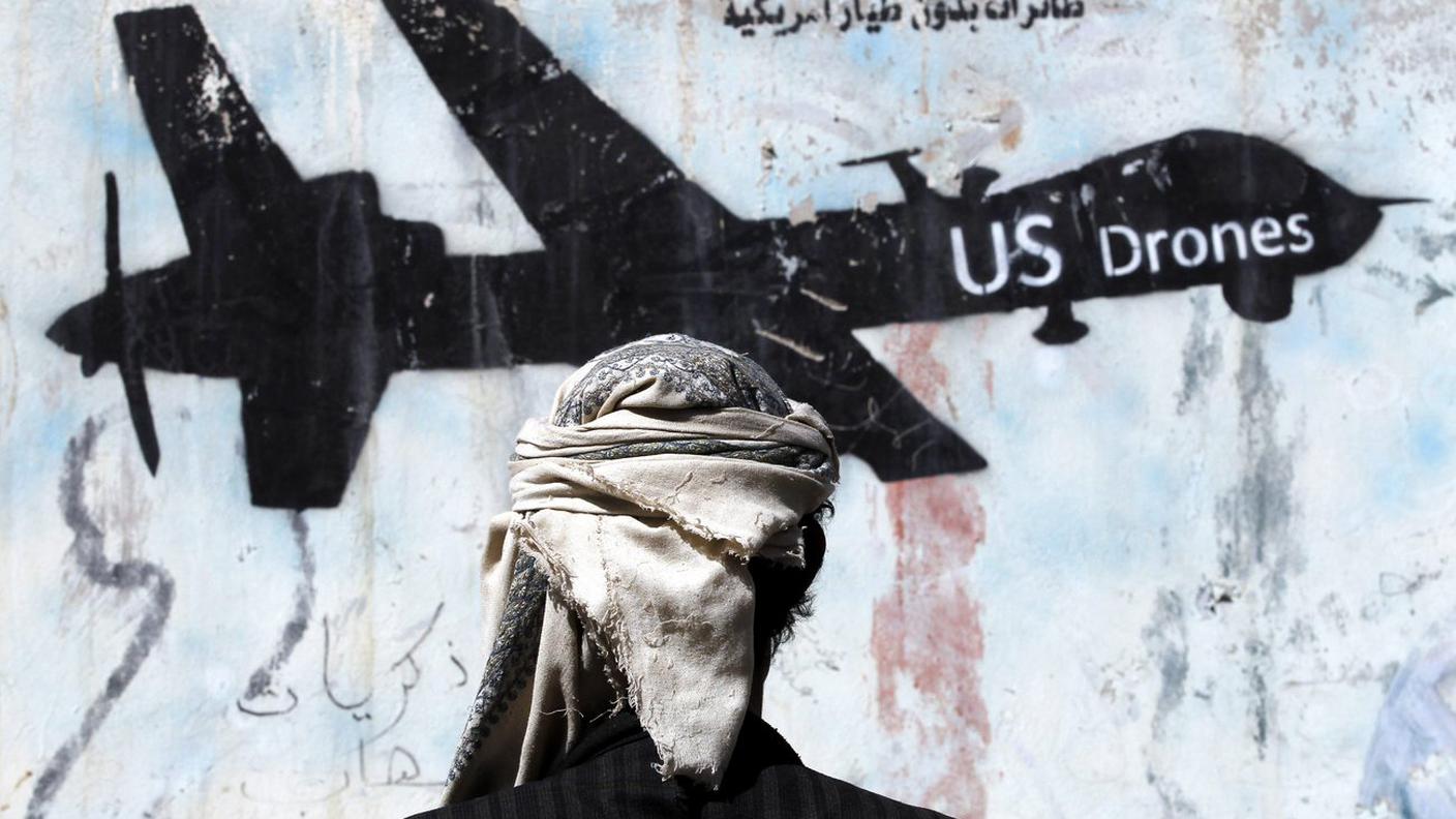 Yemen murales con drone