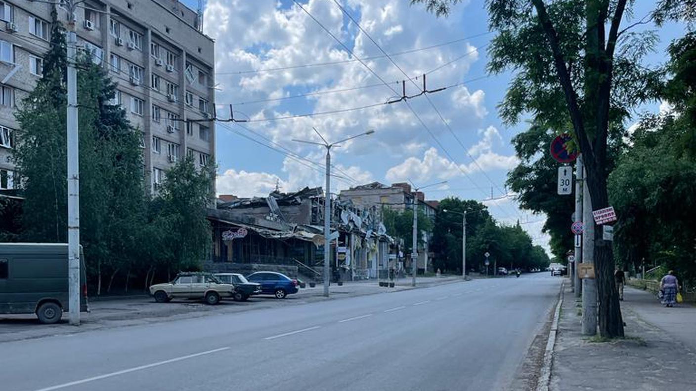 La via di Kramatorsk col ristorante 