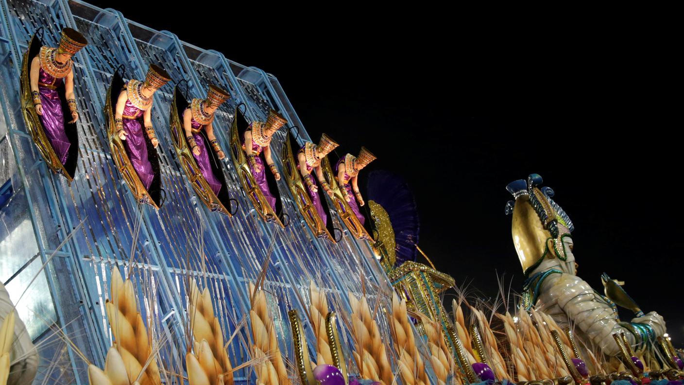 La scuola di samba Portela è la migliore del carnevale di Rio