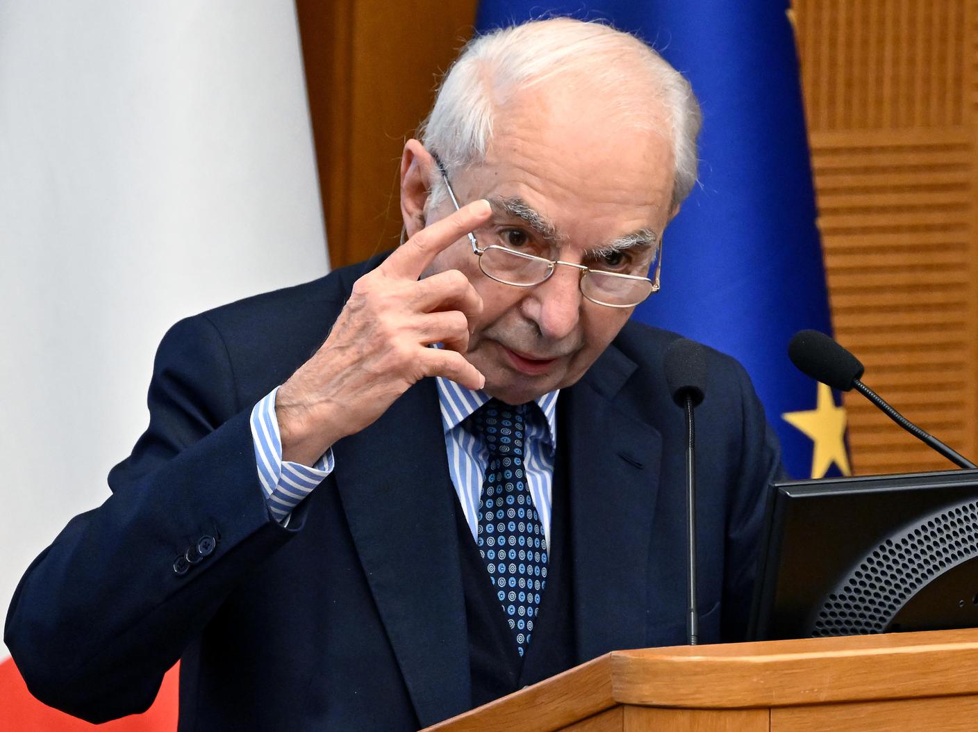 Giuliano Amato, già premier italiano e presidente della Corte costituzionale, si è espresso sulla strage in un'intervista pubblicata oggi da La Repubblica