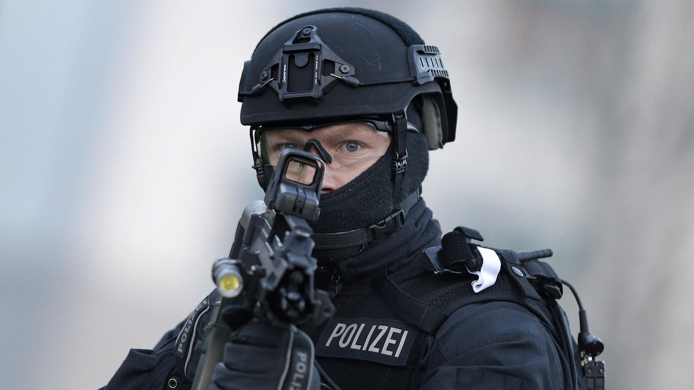 Le forze speciali sono intervenute nella zona di Duesseldorf e di Giessen