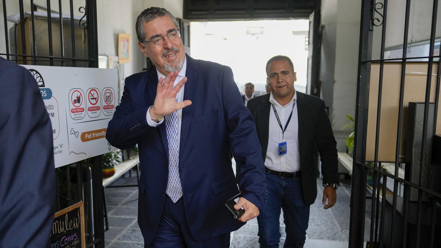Il presidente eletto del Guatemala Bernardo Arévalo