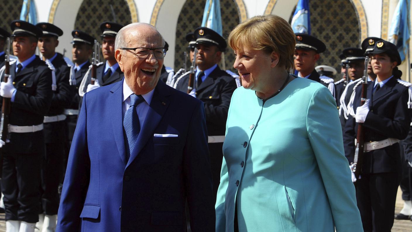 Angela Merkel con il presidente tunisino Beji Caid Essebsi