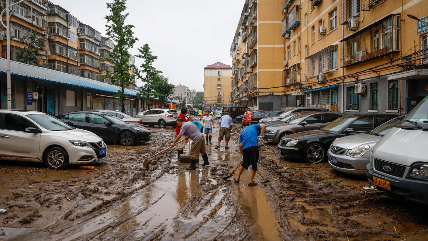 Particolarmente colpita la periferia della capitale cinese Pechino