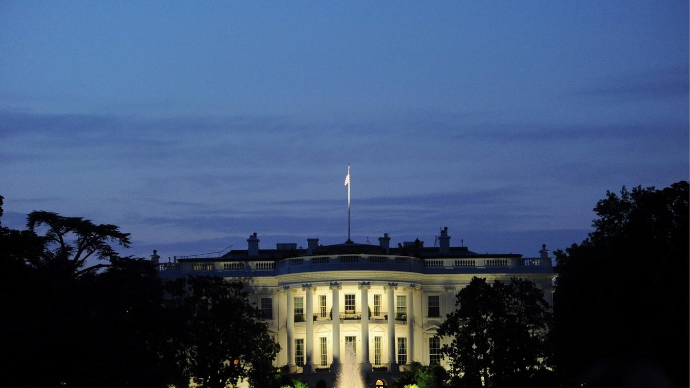 Immagine notturna della residenza a Washington