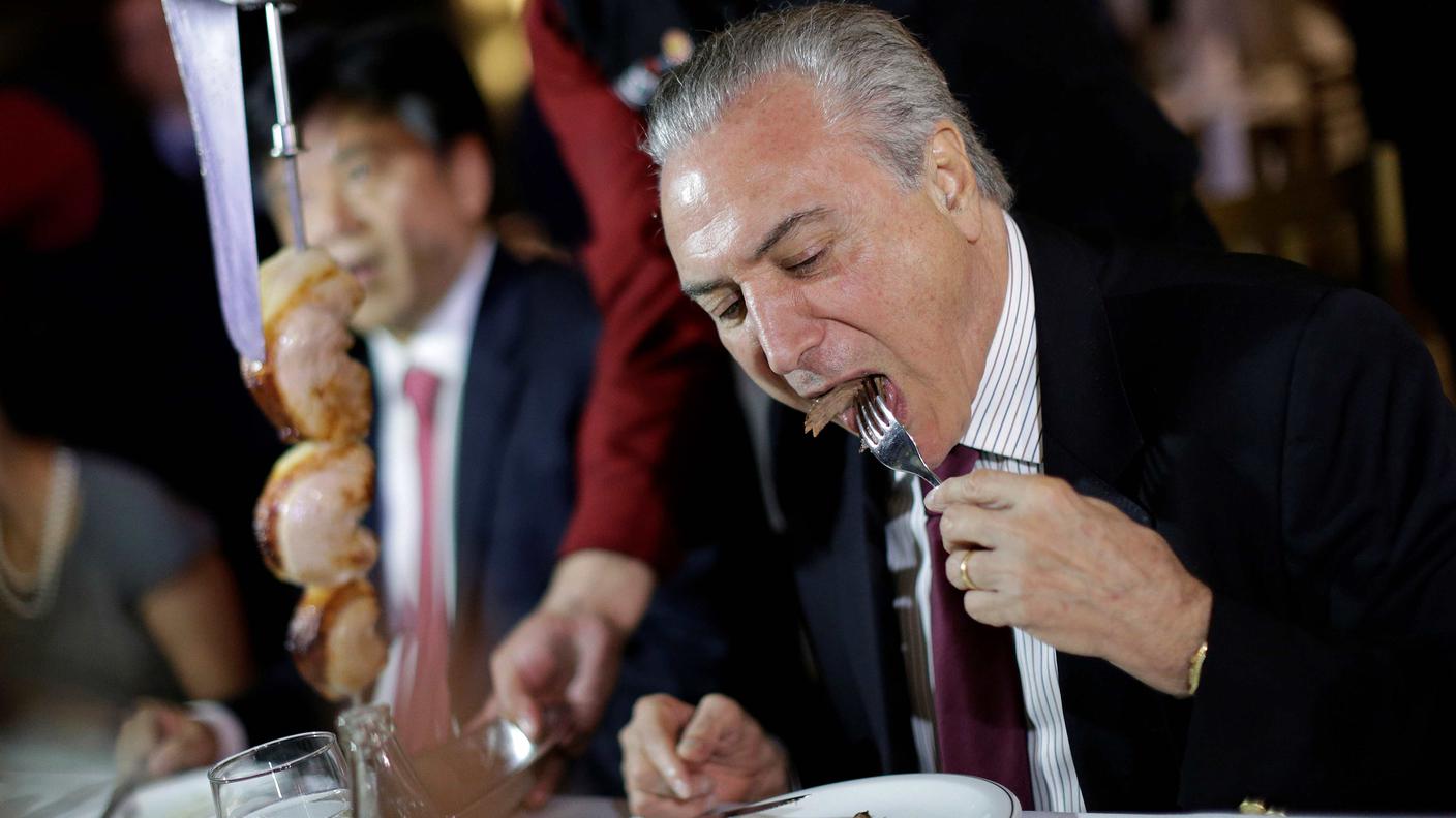 Per ribadire che la carne brasiliana è ottima Michel Temer ha organizzato un barbecue