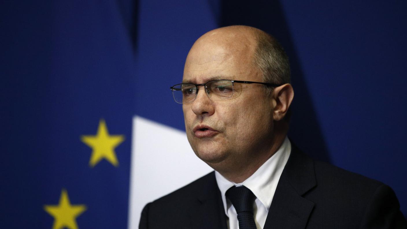 ll ministro dell'Interno francese, Bruno Le Roux