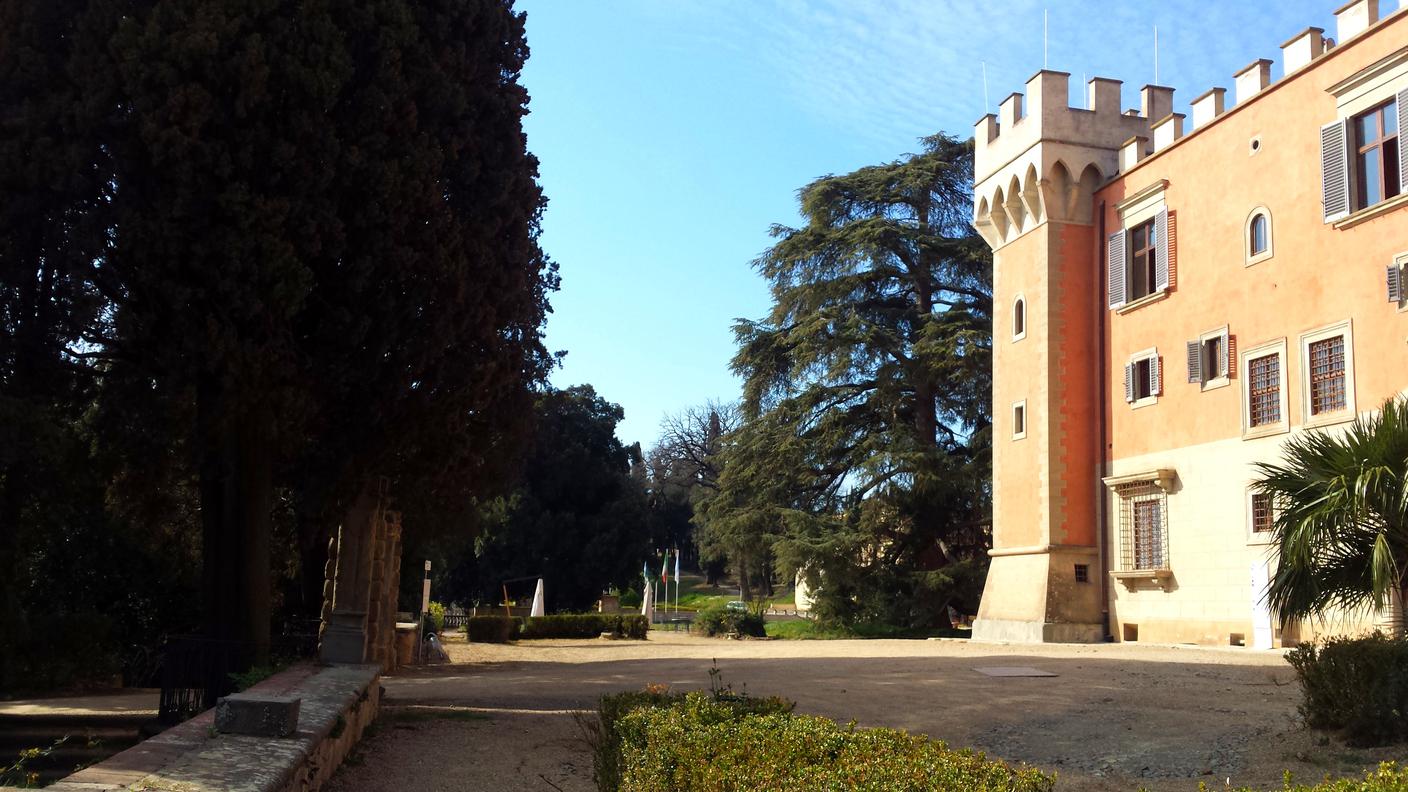 Villa Salviati è un complesso del 1400 e ora sede degli Archivi storici dell'UE