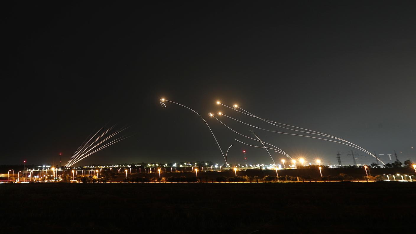 L'intercettazione nei cieli israeliani di razzi lanciati da Gaza