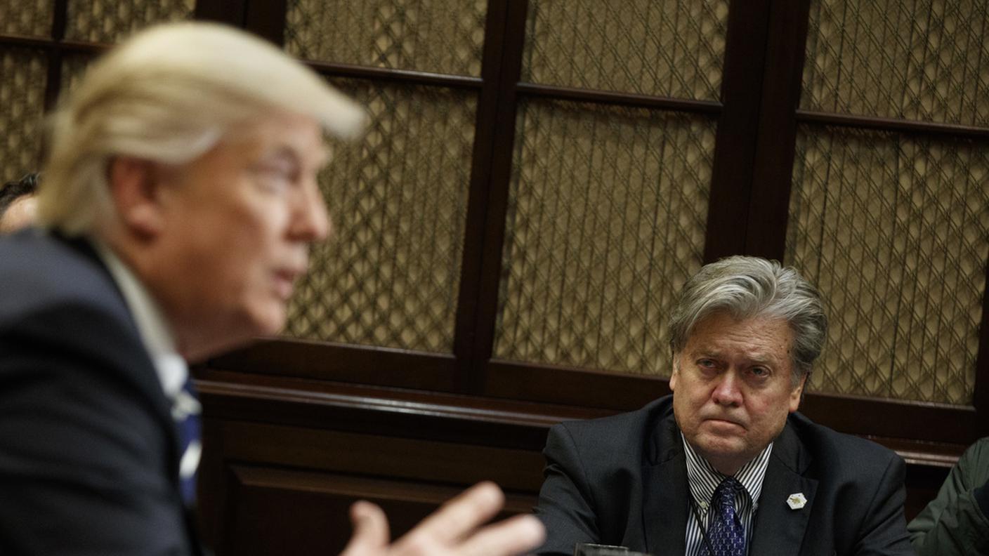 Bannon è stato responsabile del sito news di destra Breitbart e ha diretto la campagna elettorale di Trump