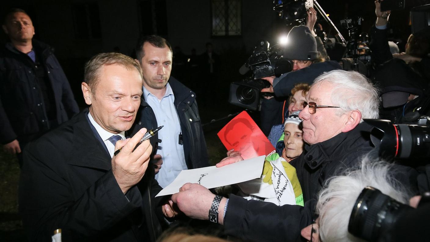 Donald Tusk interrogato per otto ore