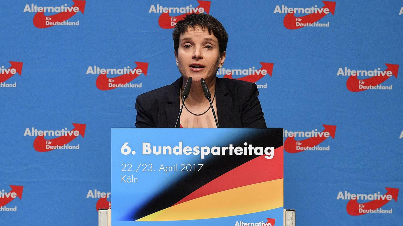 Frauke Petry non sarà candidata e cerca soluzioni alle lacerazioni dell'AfD