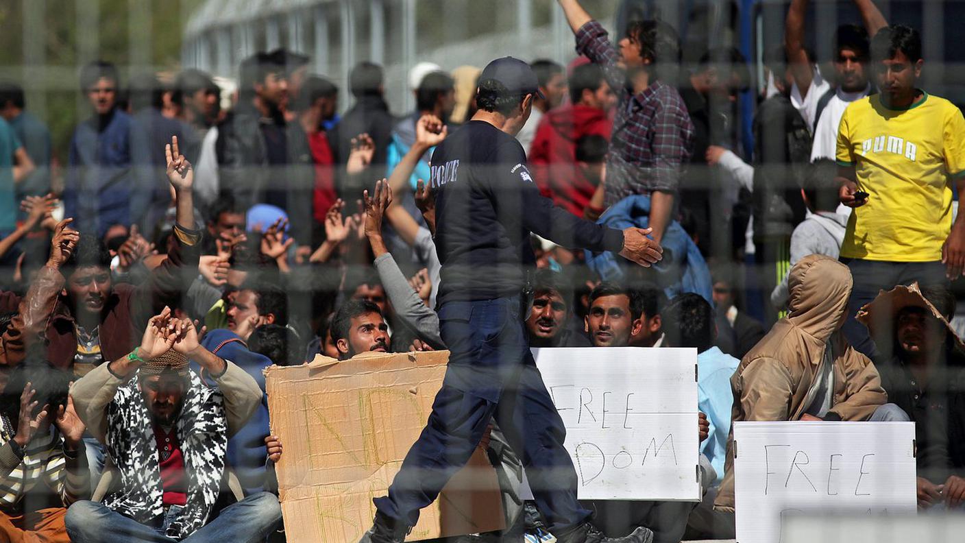 Migranti in un centro greco