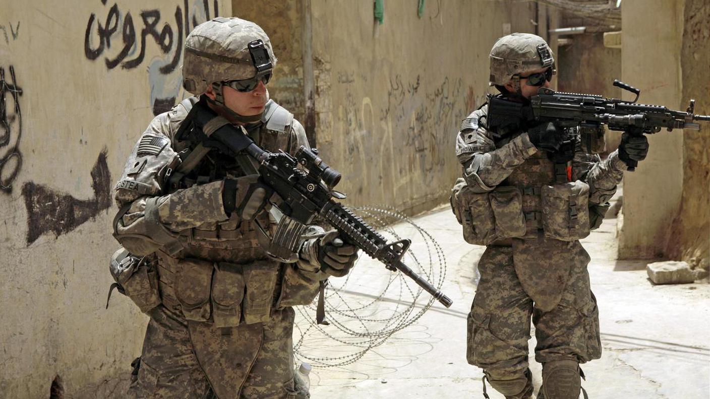 Una pattuglia di soldati americani in Iraq
