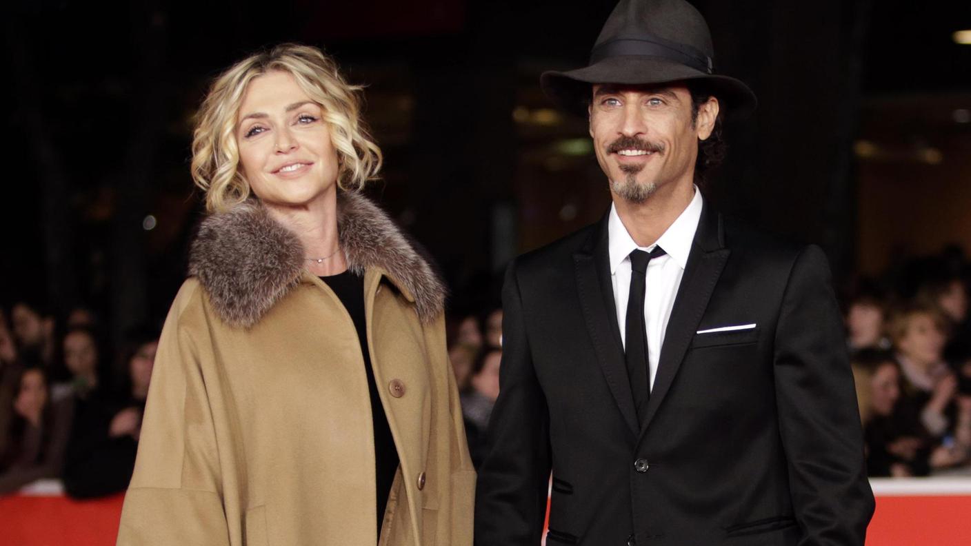 Paola Barale e Raz Degan nel 2013: due anni dopo si sono lasciati. E ora? 