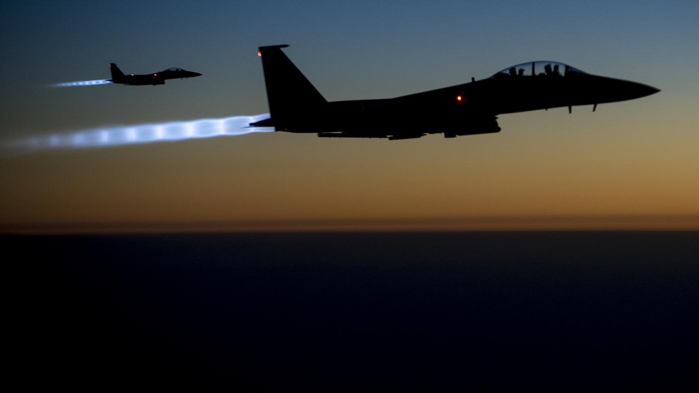 Due cacciabombardieri USA in volo sulla Siria