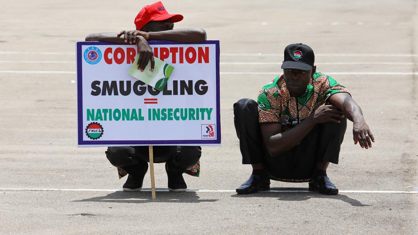 NIGERIA - Esponenti del partito dei lavoratori protestano contro corruzione e contrabbando ad Abuja