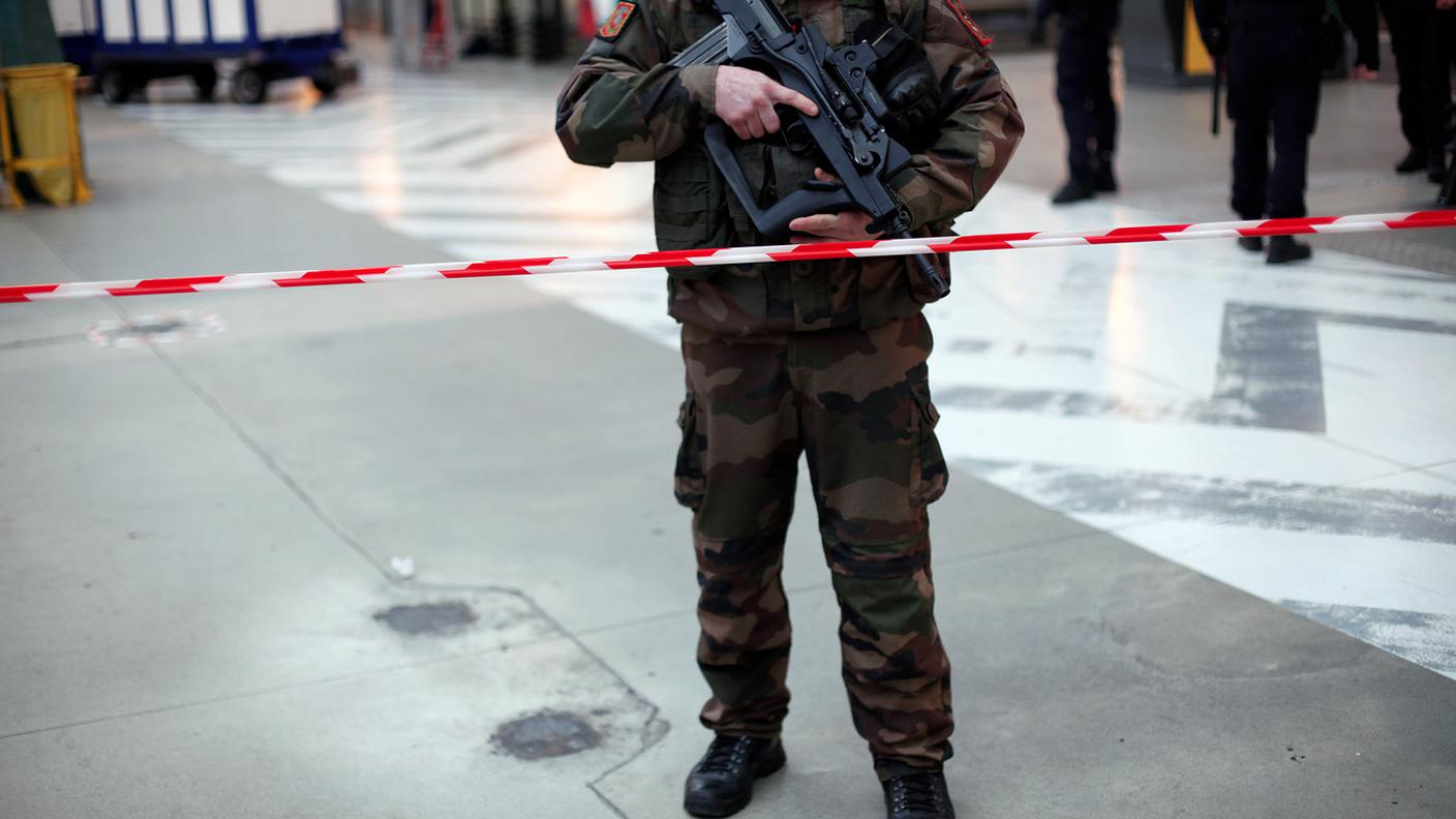 Gare du Nord bloccata per ore