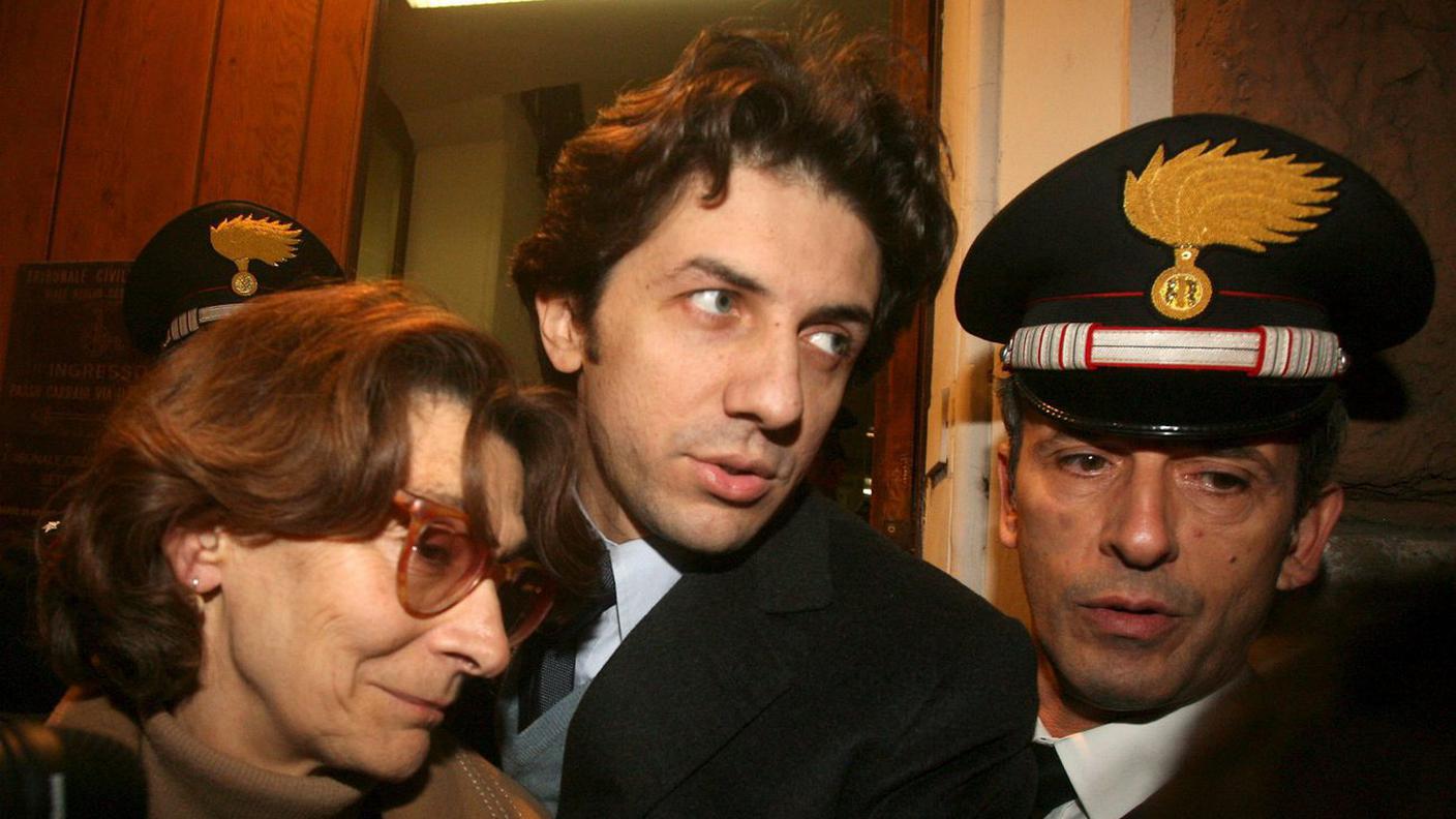 Cappato si era autodenunciato per aver accompagnato il 40enne Dj Fabo a morire in Svizzera 