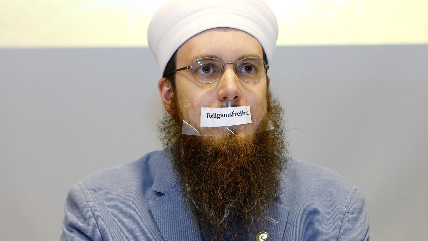 Blancho: "La Svizzera censura". La Turchia taglia la luce
