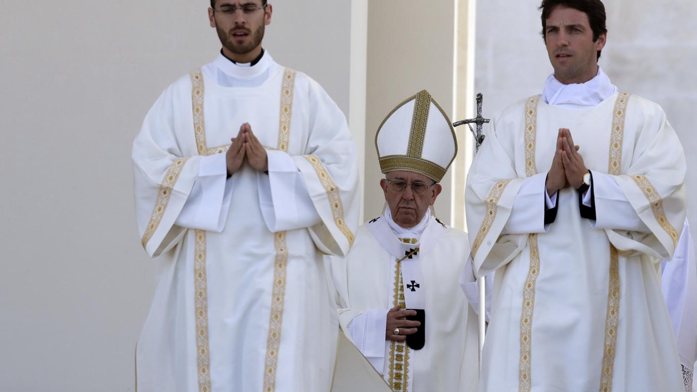 Il pontefice durante la cerimonia sabato mattina