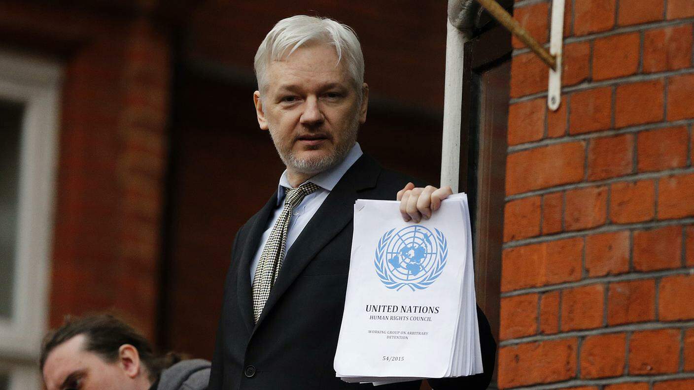 La sorveglianza di Assange è costata ai contribuenti britannici 15 milioni