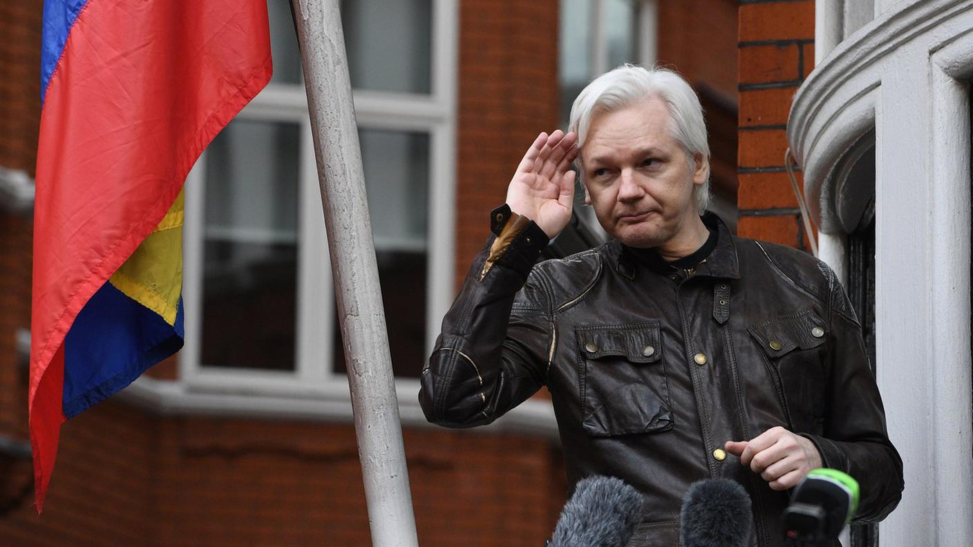 Assange potrebbe rimanere nell'ambasciata dell'Ecuador a Londra