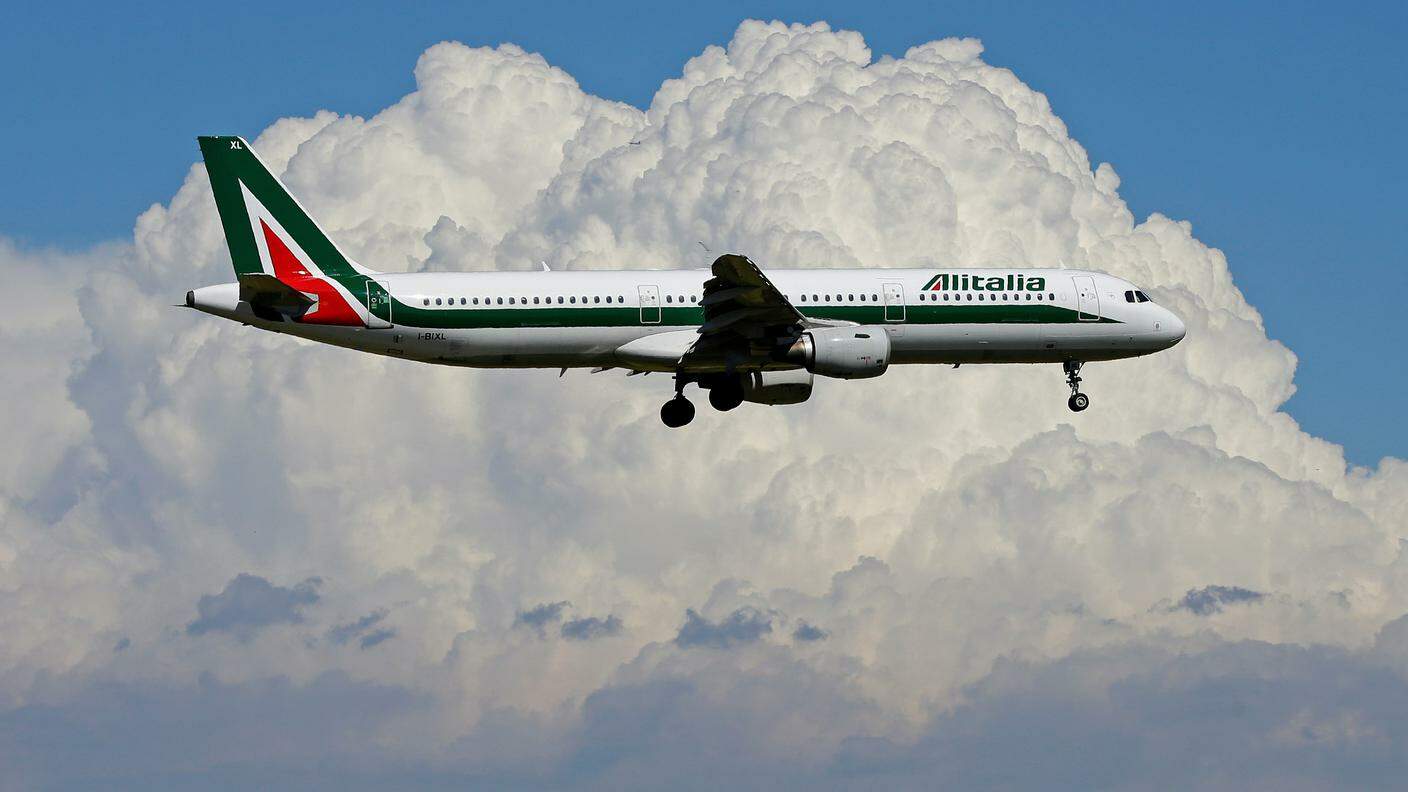 Sempre nuove nubi si addensano su Alitalia, colpita domenica da uno sciopero